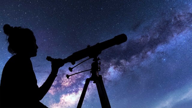 astronomer